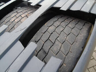 2016-scania-r410-1424428-45508941