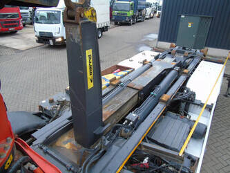 2004-renault-kerax-420-dci-1424429-45508988