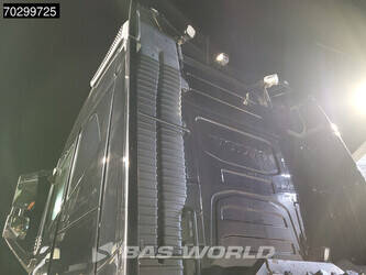 2015-volvo-fh16-750-1389433-45509033