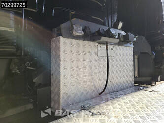 2015-volvo-fh16-750-1389433-45509034