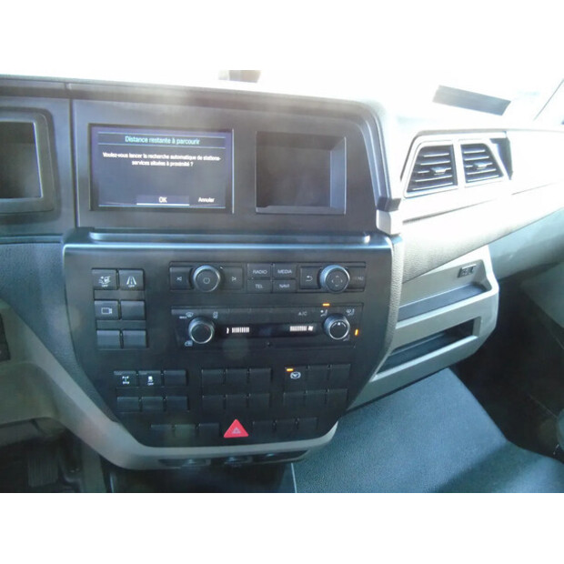 2022 مان TGL 12.220-45509540