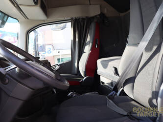 2017-volvo-fh460-1424446-45511976