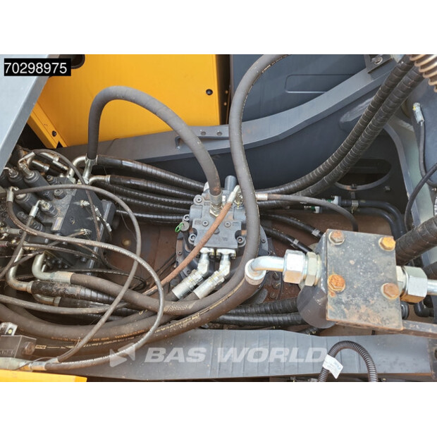 2025 Hyundai HX360L-45533588