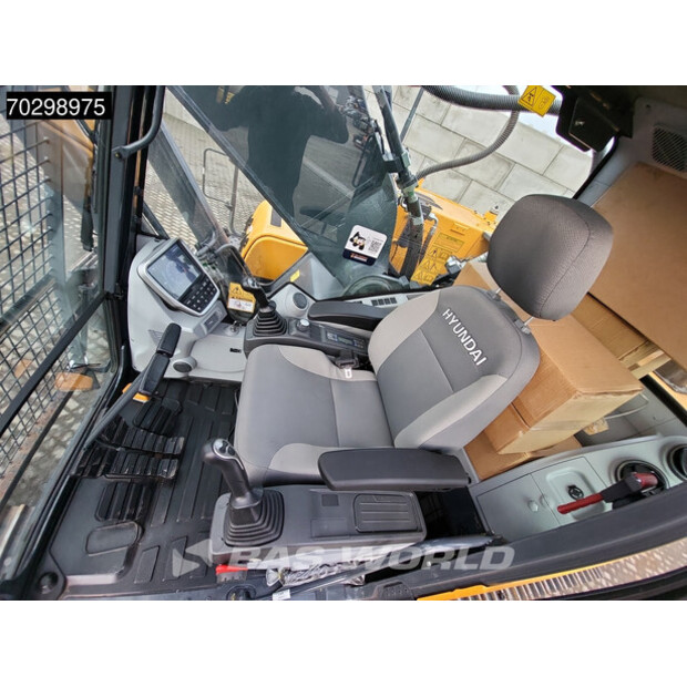 2025 Hyundai HX360L-45533593