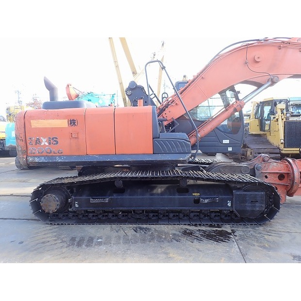 2014 Hitachi ZX200LC-5B-45533605