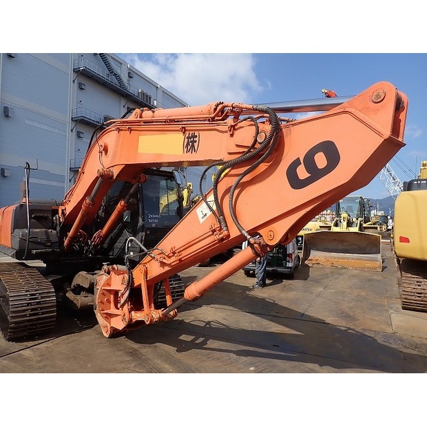 2014 Hitachi ZX200LC-5B-45533634