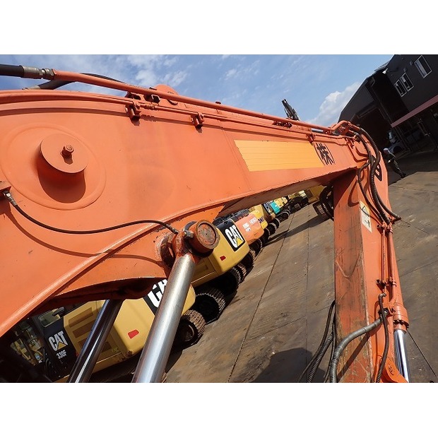 2014 Hitachi ZX200LC-5B-45533635