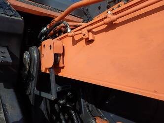 2014-hitachi-zx200lc-5b-45533636