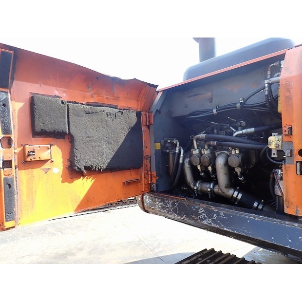 2014 Hitachi ZX200LC-5B-45533642