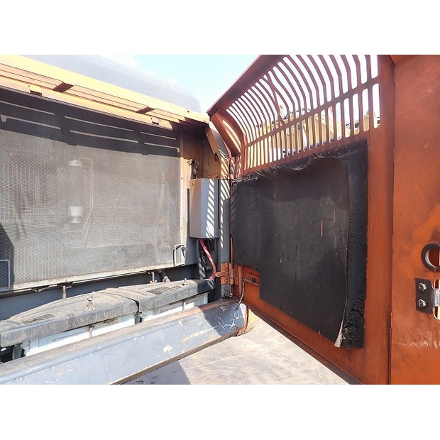 2014 Hitachi ZX200LC-5B-45533645