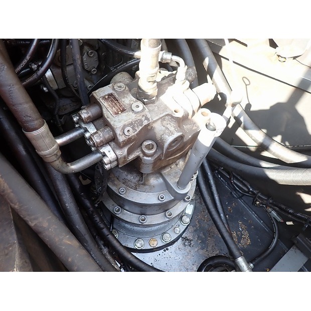 2014 Hitachi ZX200LC-5B-45533647