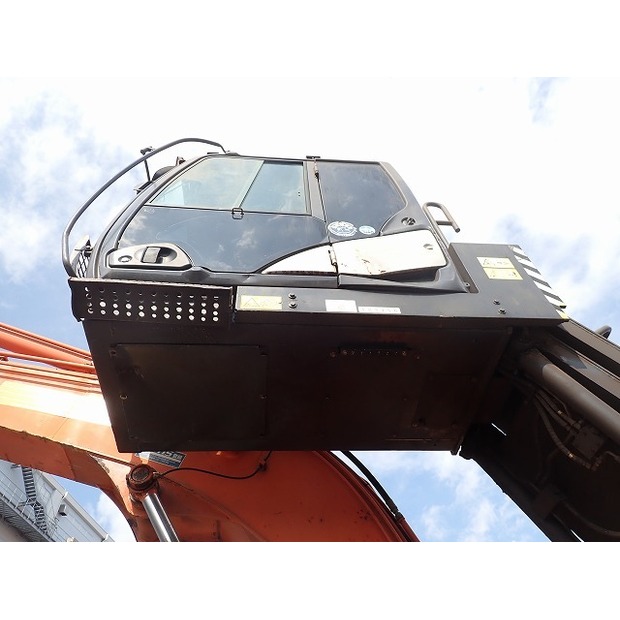 2014 Hitachi ZX200LC-5B-45533657