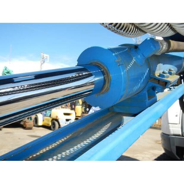 2013 كوبيلكو SK40SR-5-45533778