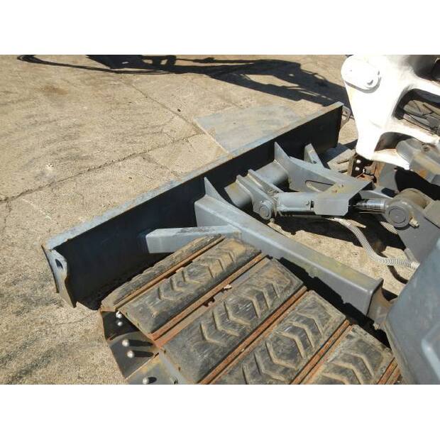 2013 كوبيلكو SK40SR-5-45533780