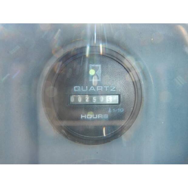 2013 كوبيلكو SK40SR-5-45533804