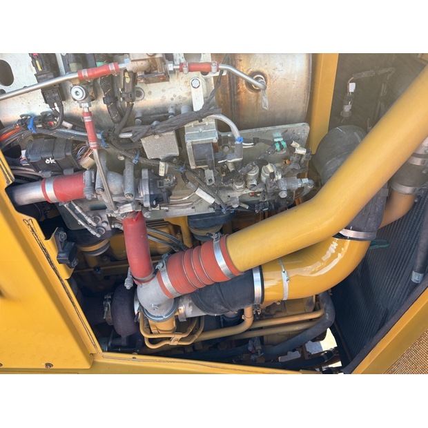 2023 Caterpillar D8-45533840