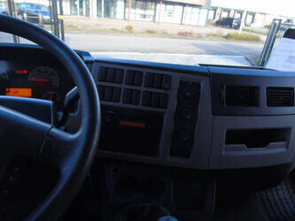 2014-volvo-fl-16-240-45535839