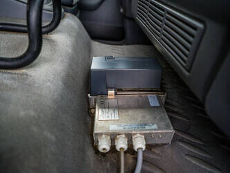 2006-renault-220-dci-1424497-45536015