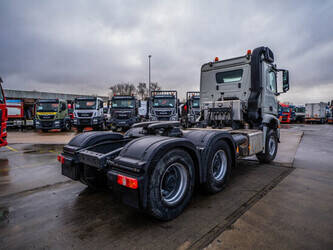 2018-mercedes-benz-arocs-2643-1424498-45536055