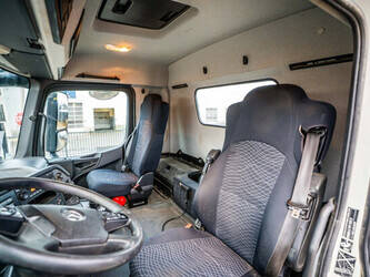 2018-mercedes-benz-arocs-2643-1424498-45536062