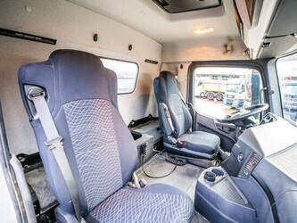 2018-mercedes-benz-arocs-2643-1424498-45536067