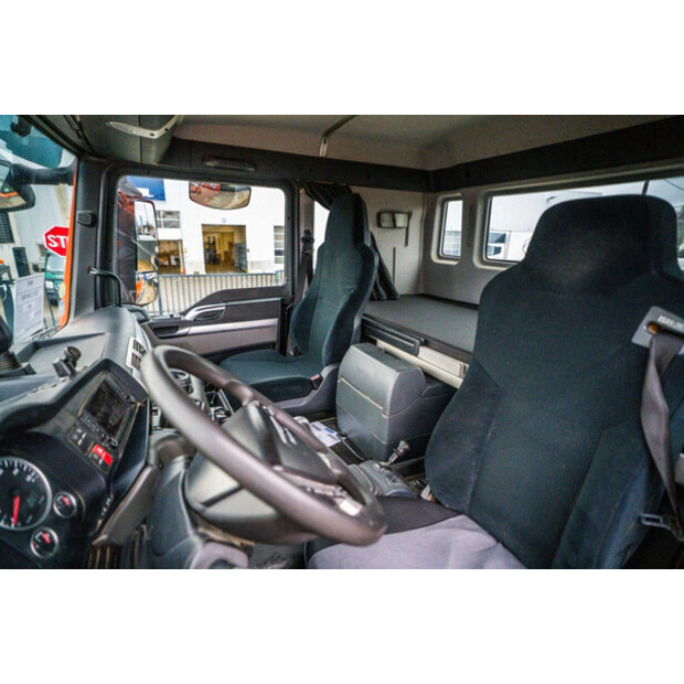 2017 MAN TGS 33.500-45536189