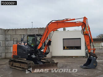 2018-hitachi-zx85-usb-5a-45536269