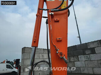 2018-hitachi-zx85-usb-5a-45536277