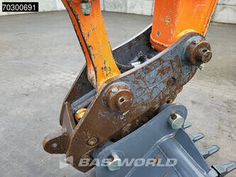 2018-hitachi-zx85-usb-5a-45536281