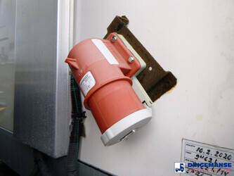 2015-renault-d16-45536326