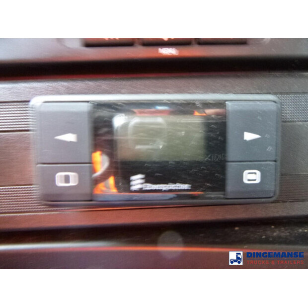 2015 Renault D16-45536338