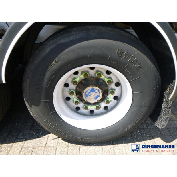 2004 LAG OTHERS-45536441