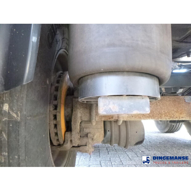 2004 LAG OTHERS-45536442