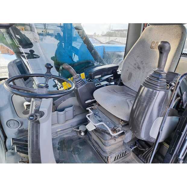 2010 Caterpillar M322D-45542692