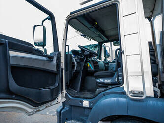 2015-man-tgm-18-290-1424540-45549315