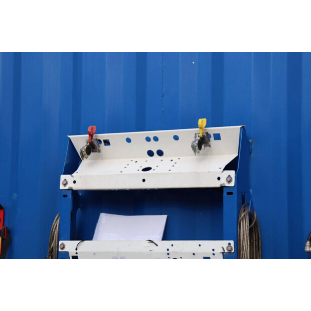 2017 كرون OTHERS-45549421