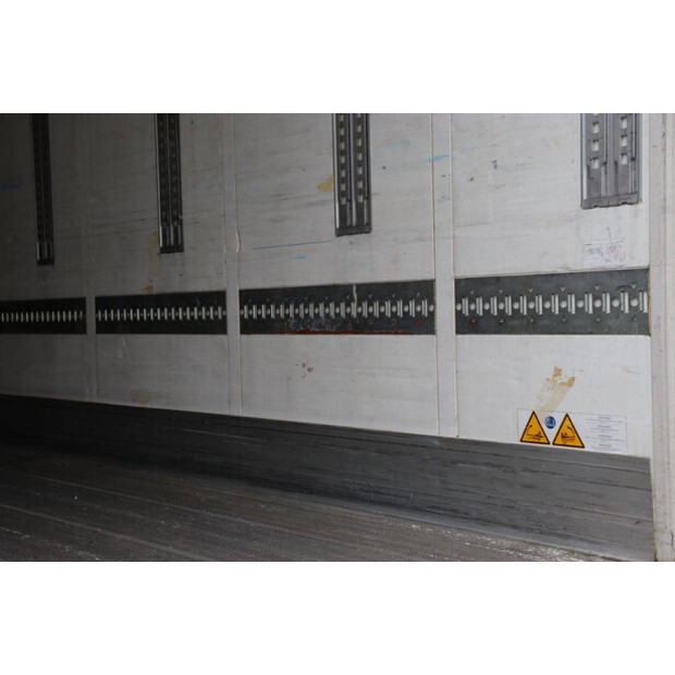 2017 شميتز كارجوبول OTHERS-45550095