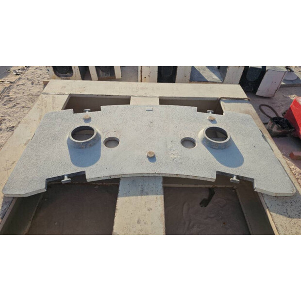 2017 GROVE GMK4100L-1-45552292