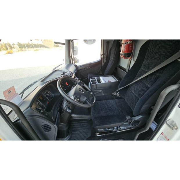 2017 GROVE GMK4100L-1-45552320