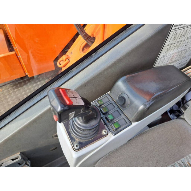 2014 GROVE GMK6300L-45552366