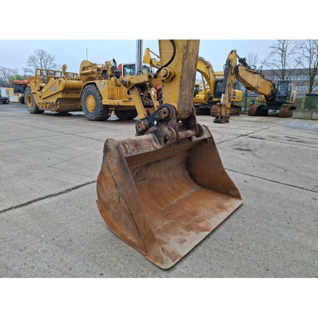 2016 Caterpillar 325FLCR-45552424