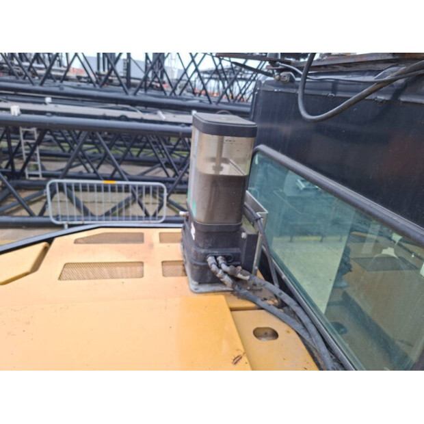 2016 Caterpillar 325FLCR-45552429