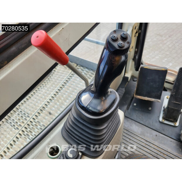 2011 ليبهير R974C-45552437