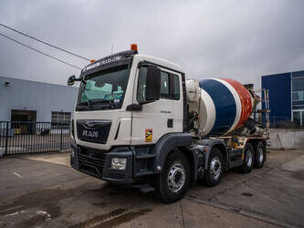 صورة ل خلاطات خرسانية 2015 مان TGS 32.360