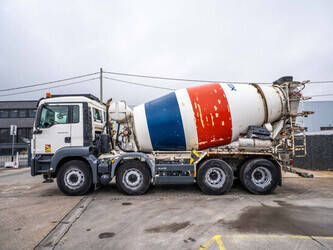 2015-man-tgs-32-360-1424608-45552507