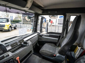 2015-man-tgs-32-360-1424608-45552513