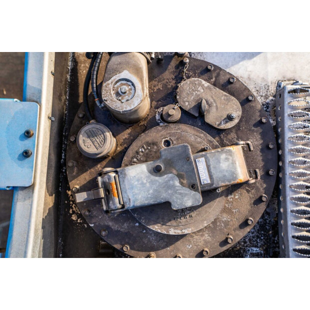 2013 داف CF 460-45552547