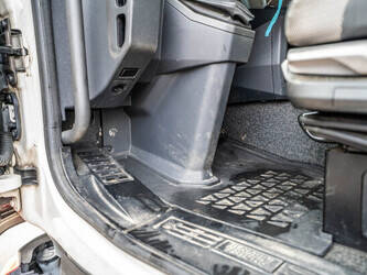 2015-renault-t380-1424617-45552669