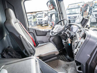 2015-renault-t380-1424617-45552678