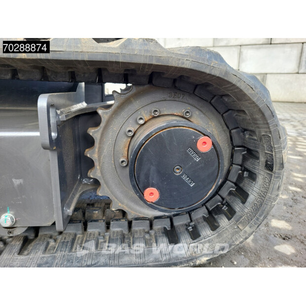 2024 زووم ليون ZE26GU-45553817